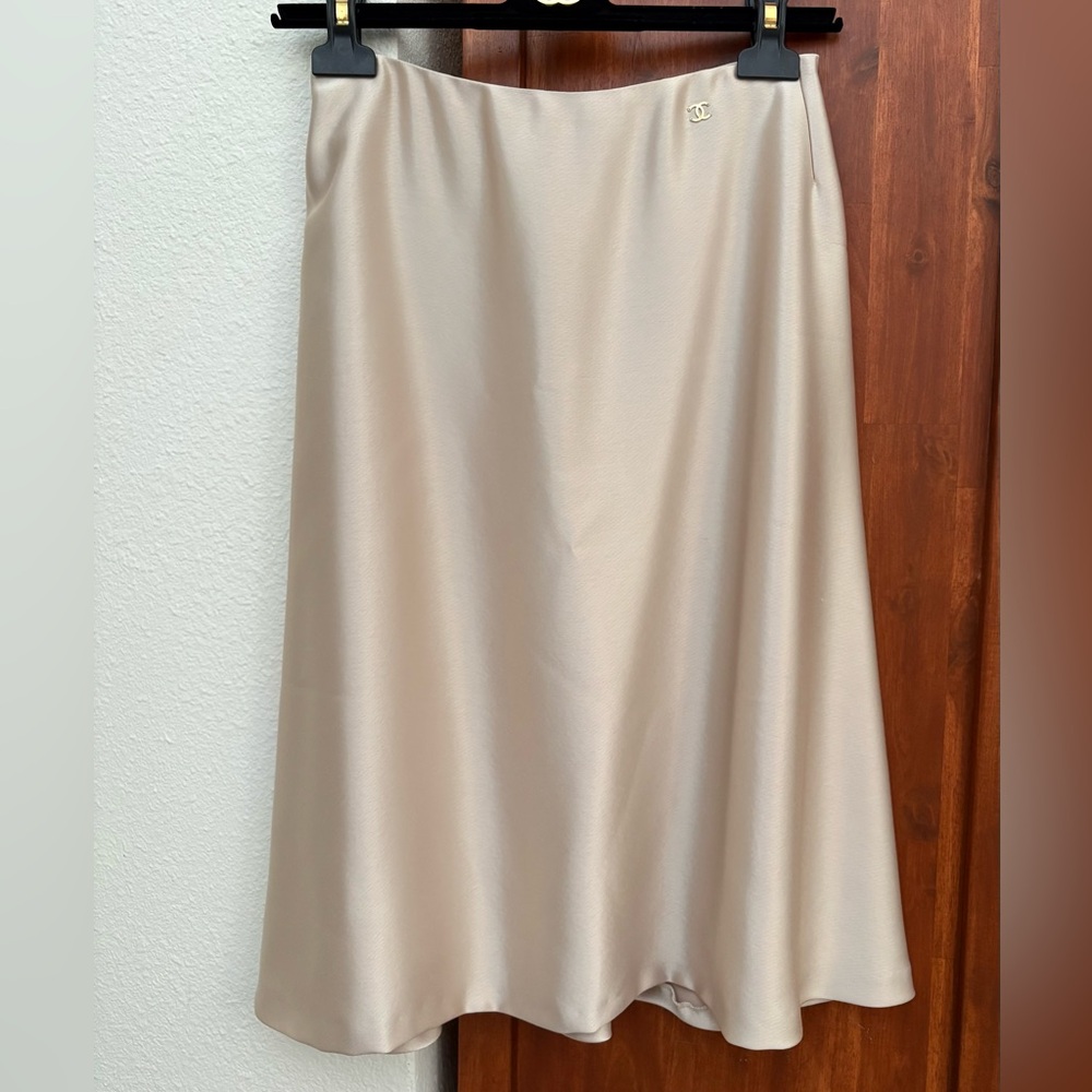 Authentic CHANEL silk satin A-Line Skirt CC logo